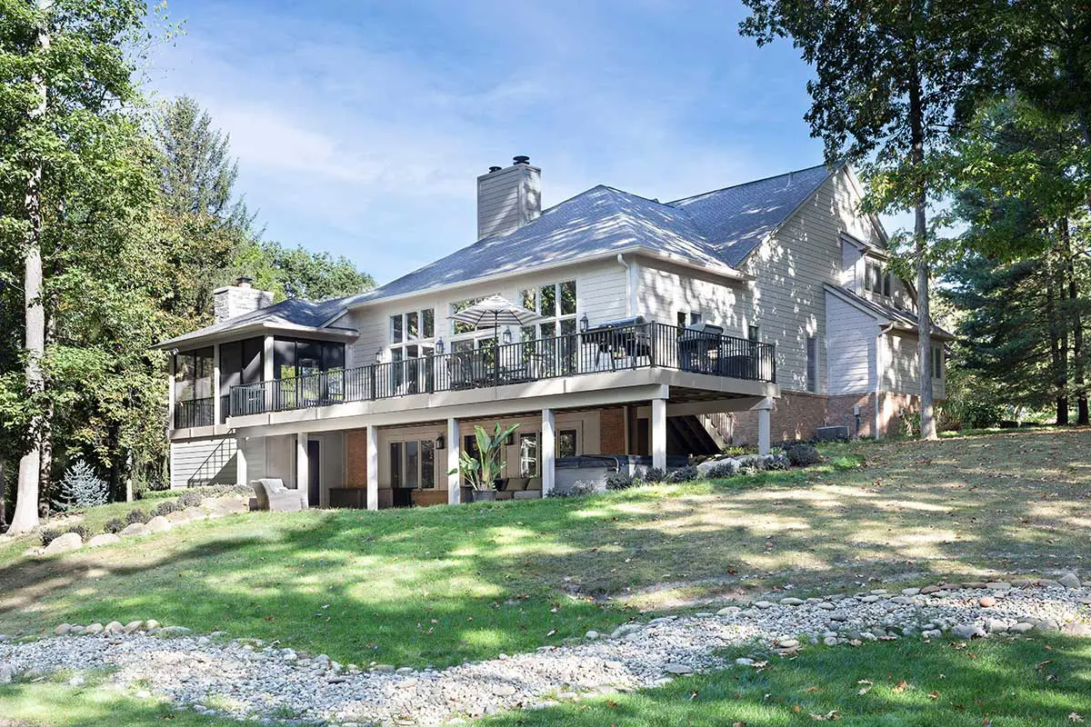 Three-Season Room Addition and New Deck in Rochester Hills, MI